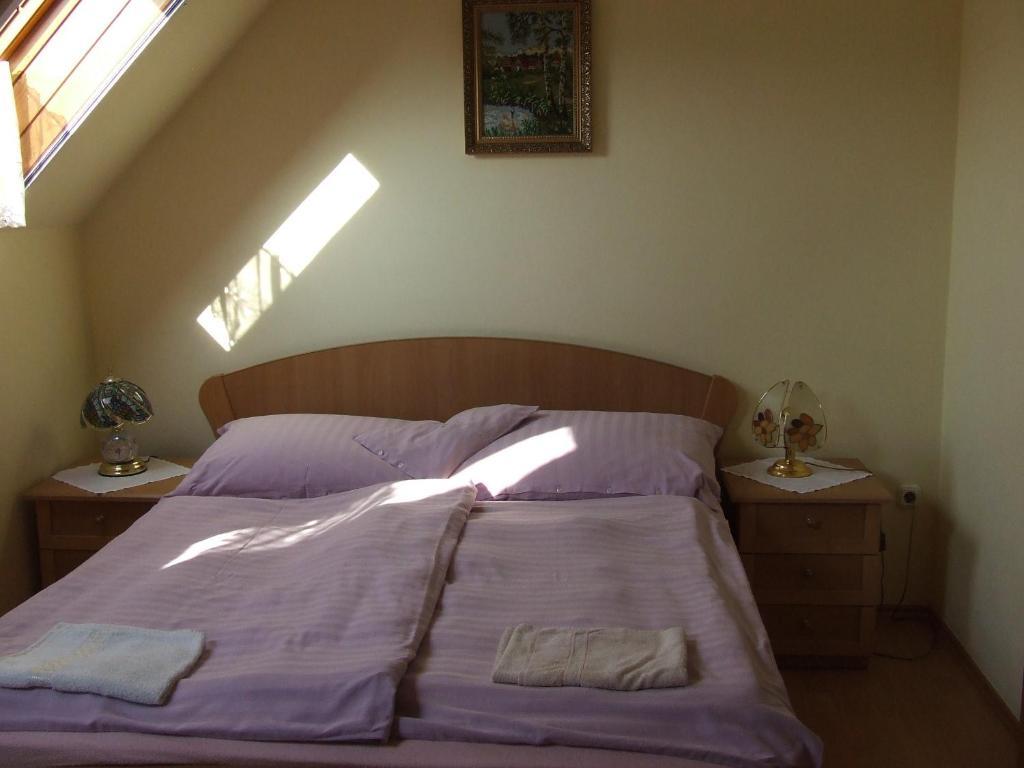 Abbázia Apartman Apartman Eger Szoba fotó